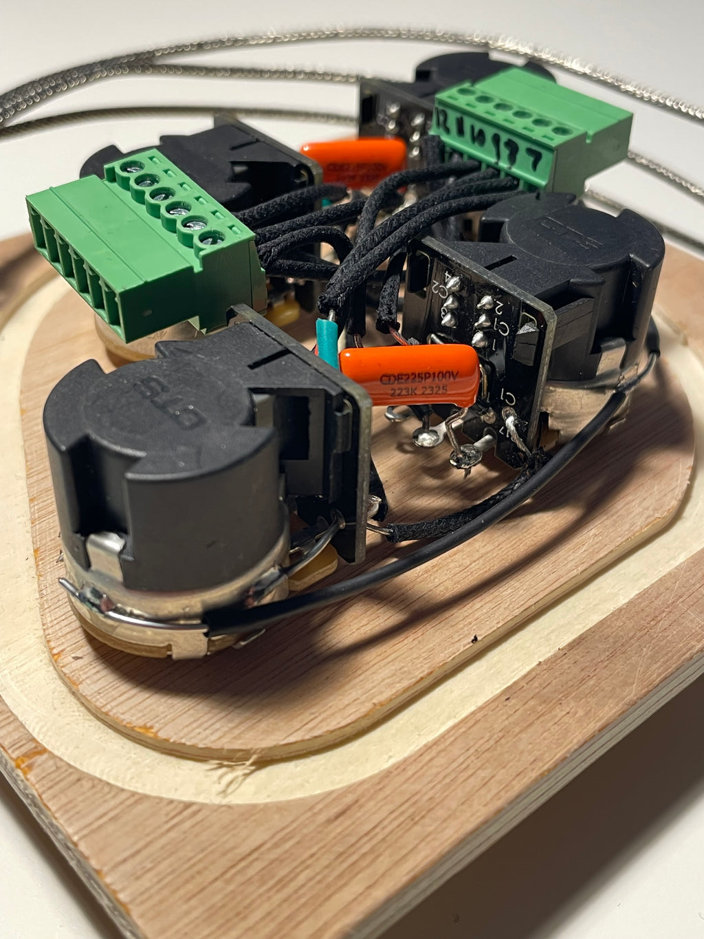 Gibson Les Paul Jimmy Page Wiring Harness CTS push/pull, Orange Drop Caps, Switchcraft