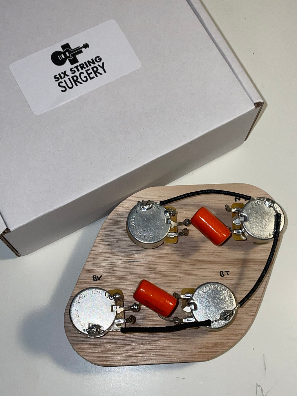 Gibson / Epiphone Les Paul Hand Wired Harness Long Shaft CTS - Orange Drop Caps